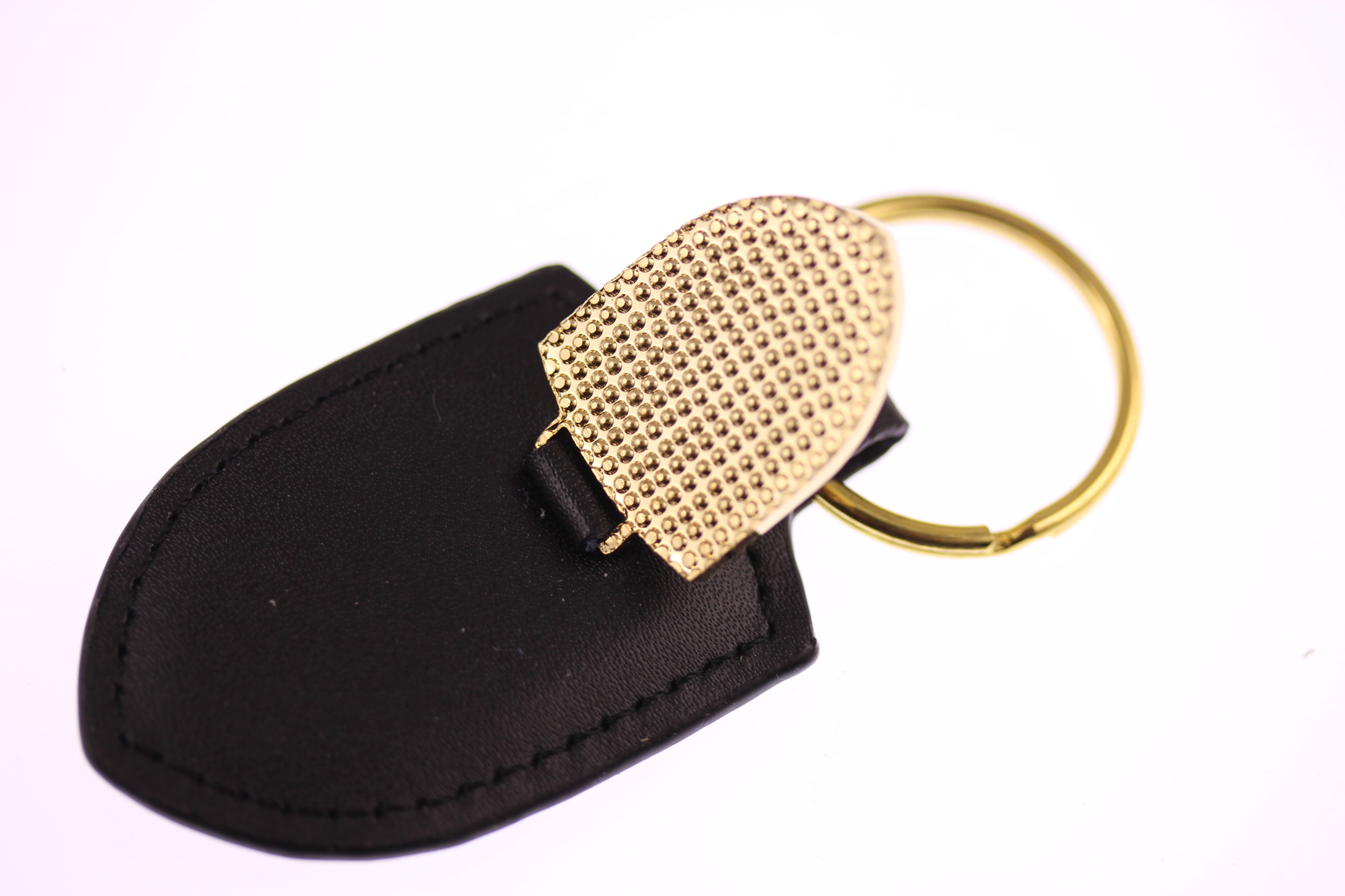 Beverly Hills BH Crest Black Gold Tone Keychain Key Ring Bag Fob Tag  VINTAGE