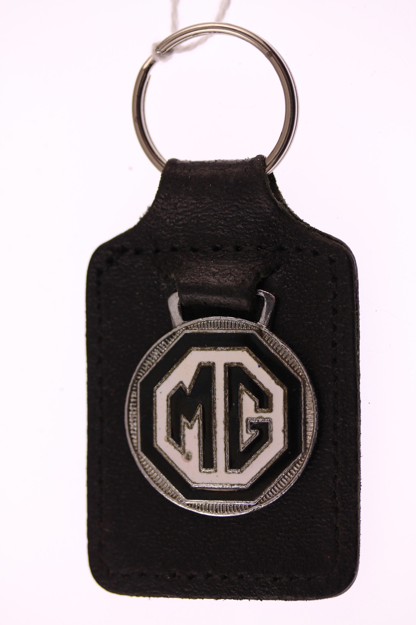MG ( MGB ) – original vintage late 1960s keyring – Classic Leather Fobs