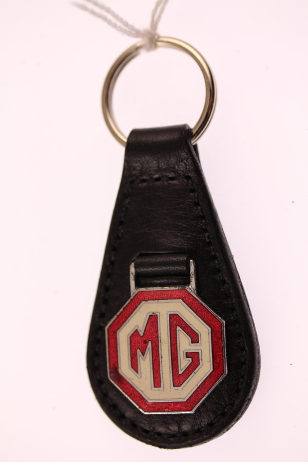 MG ( TF, Magnette, MGA )- original late 1950s Sculthorp vitreous enamel ...